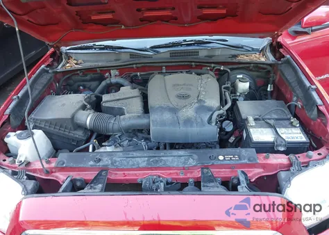 2016 Toyota Tacoma Trd Sport z USA, uszkodzony, nr VIN 3TMAZ5CNXGM009231